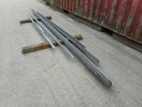 Cleader Rail / Angle 70x70x3mm Galvanised 2.630mtr Long - Used (not Purlins)