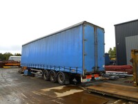 General Trailers / Fruehauf 13.600mtr Tri Axle Curtain Side Trailer Year 2003 - Used (our Ref 1)