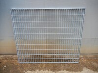 Used Floor / Flow Forge Walkway Galvanised  Steel Grating  1.210mtr  x 0.980 Mtr  25 mm Deep x 2 mm Thick Flat Bar Flow Forge