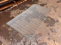 Used Floor / Flow Forge Walkway Galvanised  Steel Grating  1.870 Mtr  x 0.985 Mtr  25 mm Deep x 2.5 mm Thick Flat Bar Flow Forge